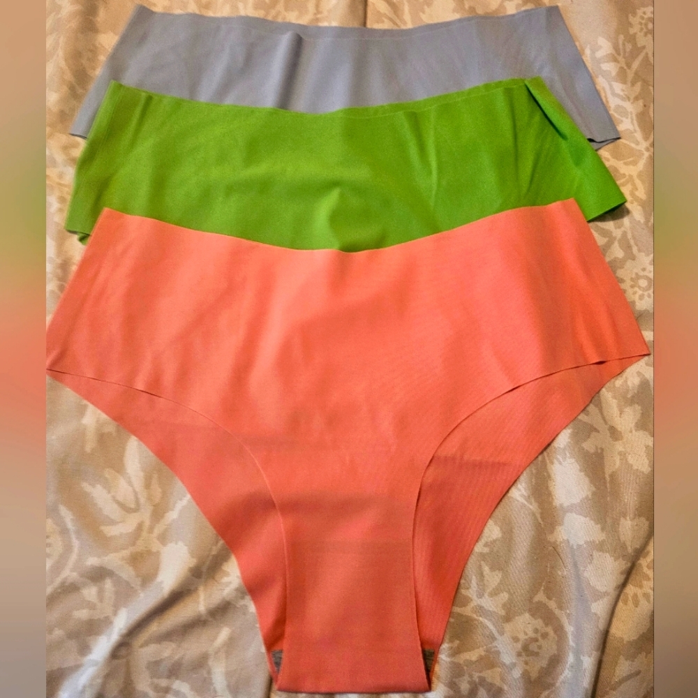 Brand new large briefs super soft and comfy  3 pack random assorted colors